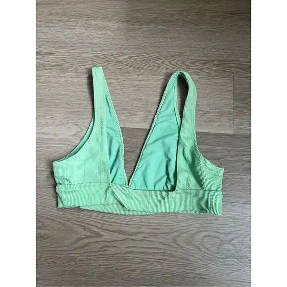 Aerie Triangle Bikini Top Medium Green Elastic Swim Bathing Suit Coverage - Picture 2 of 3